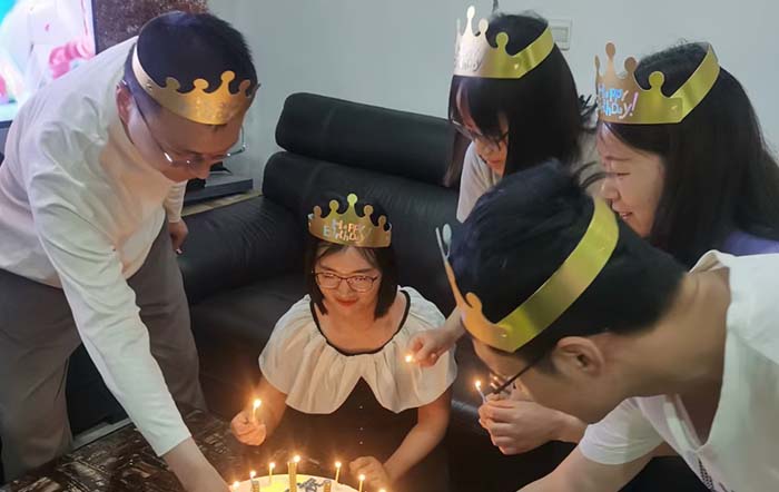 佰辰重工7月份生日會(huì)：凝聚力量，共筑破碎設(shè)備新篇章